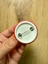 Načíst obrázek do prohlížeče Galerie, Cuphead and Mugman buttons 32mm- Videogames -Indie - Characters