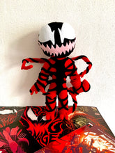 Afbeelding in Gallery-weergave laden, Carnage Plushie -Fanmade-Handmade